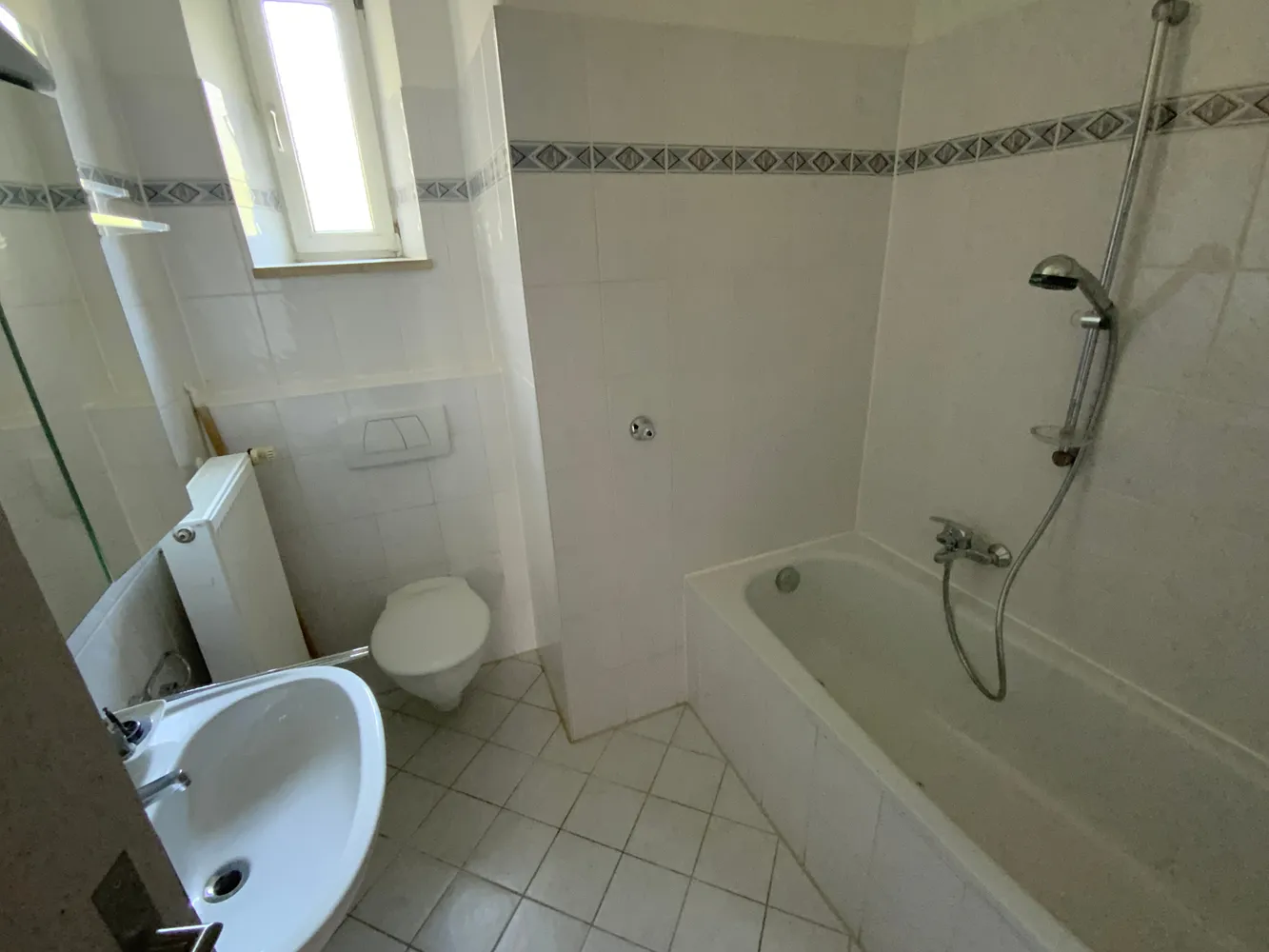4 Zimmer Wohnung mit 86 m² in Augsburg – Bild 3