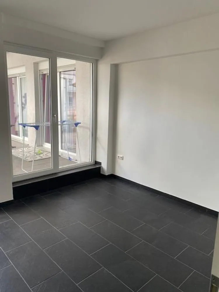 2 Zimmer Wohnung mit 98 m² in Duisburg – Bild 6