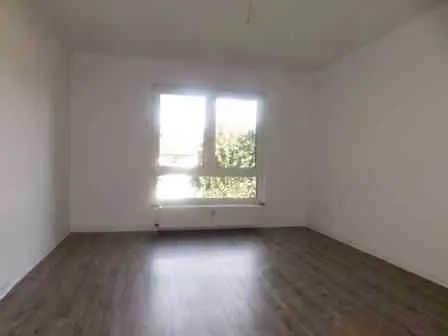 2 Zimmer Wohnung mit 56 m² in Krefeld – Bild 2