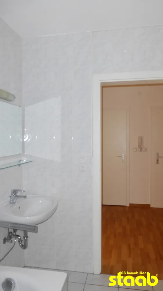 2 room apartment with 74 m² in Aschaffenburg – Photo 8