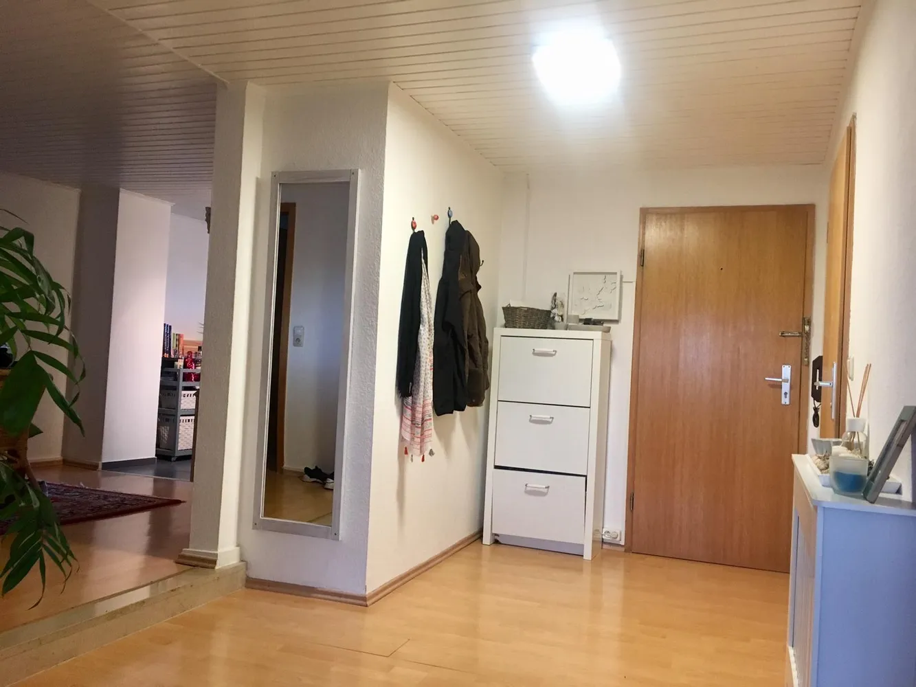 2 Zimmer Wohnung mit 68 m² in Wiesbaden – Bild 2