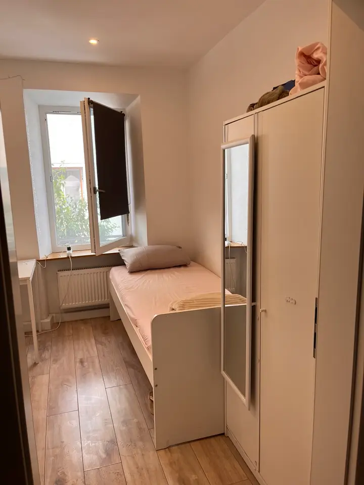 WG-Zimmer mit 9 m² in Augsburg – Bild 1