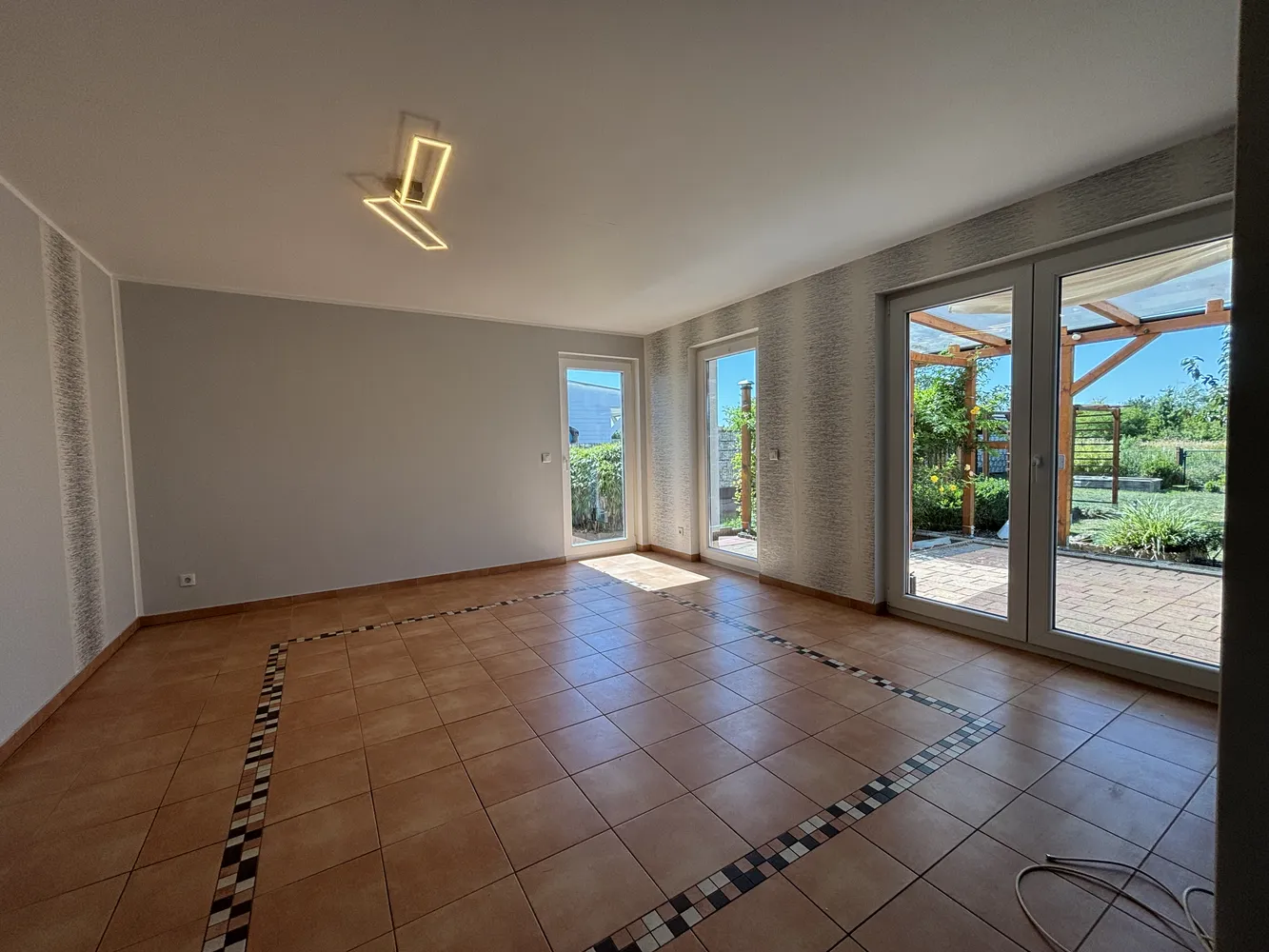 3 Zimmer Wohnung mit 94 m² in Wolfsburg – Bild 2