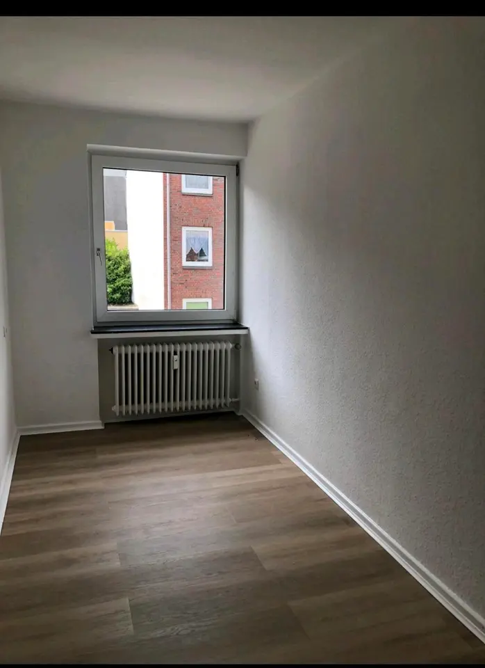4 Zimmer Wohnung mit 94 m² in Wilhelmshaven – Bild 4
