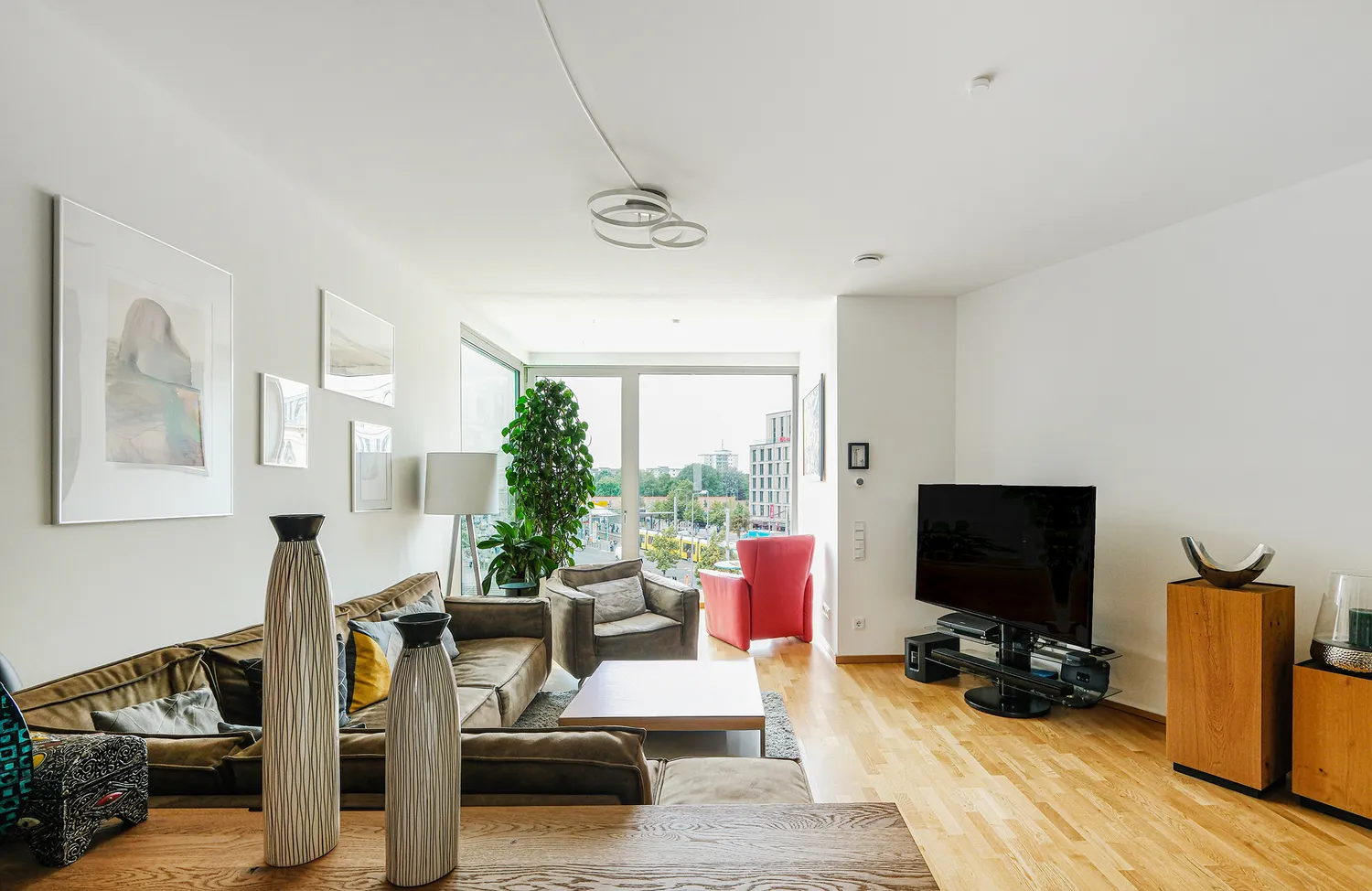 3 Zimmer Wohnung mit 114 m² in Berlin – Bild 1