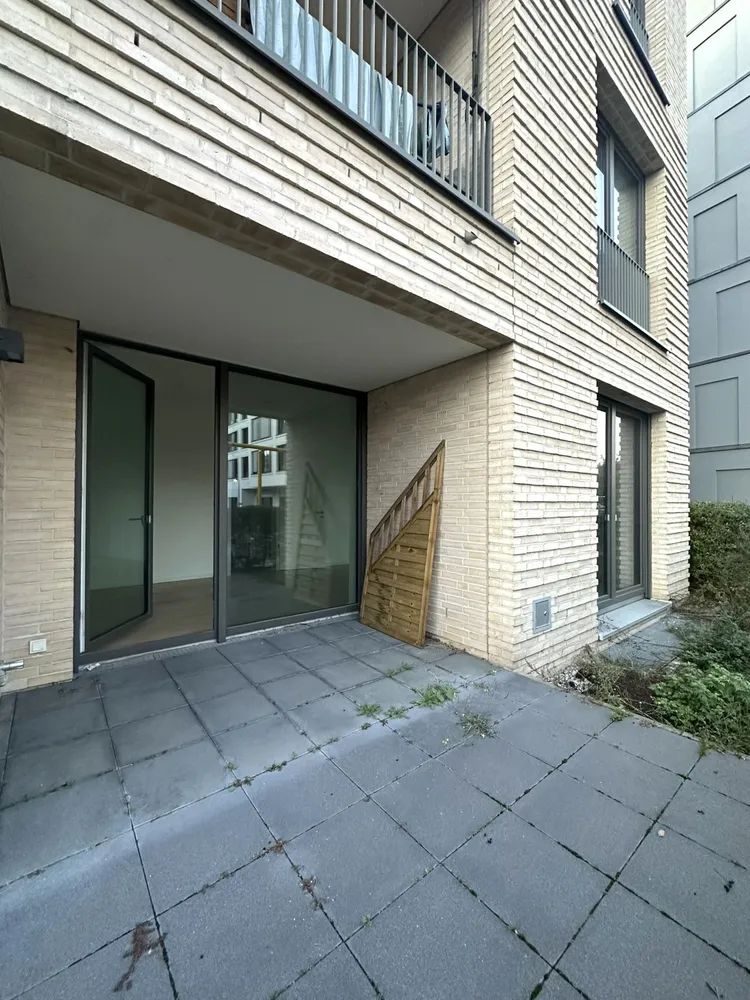 2 Zimmer Wohnung mit 81 m² in Berlin – Bild 12