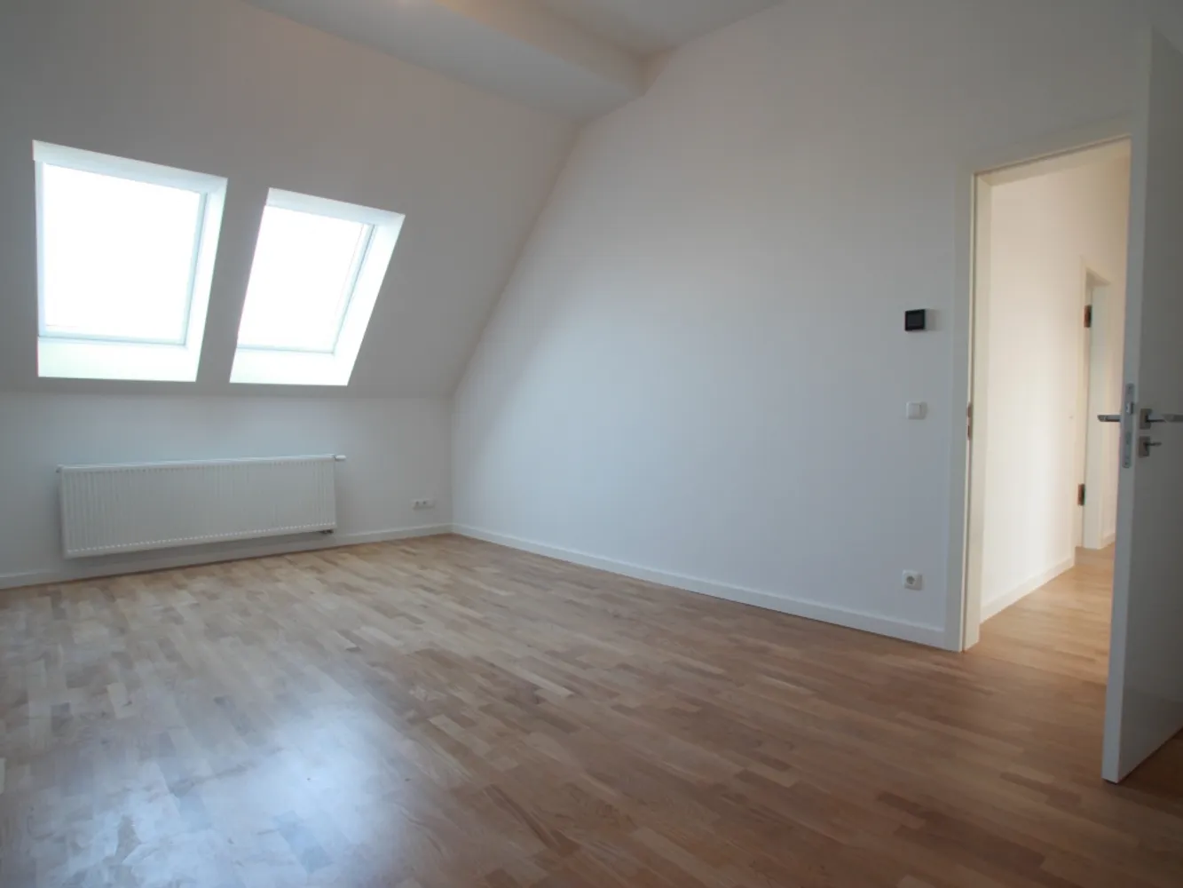 6 Zimmer Wohnung mit 227 m² in Berlin – Bild 3