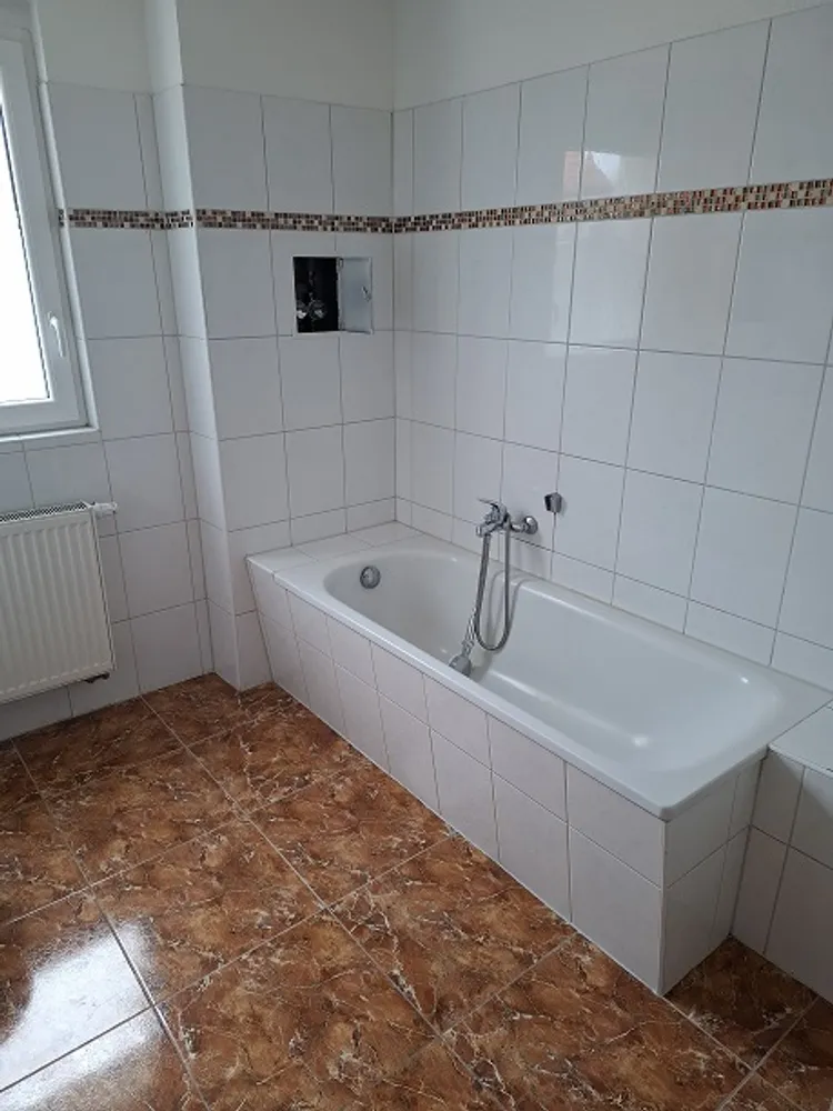 2 Zimmer Wohnung mit 74 m² in Bitterfeld-Wolfen – Bild 8