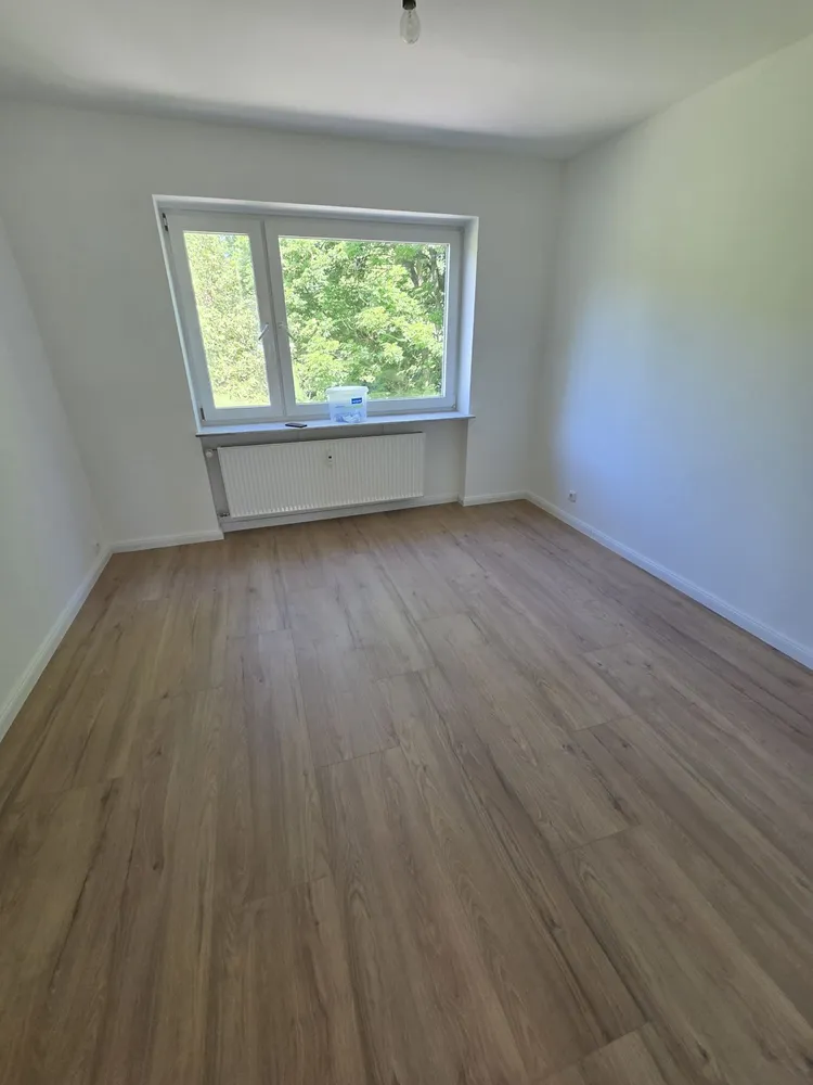 4 Zimmer Wohnung mit 100 m² in Hamburg – Bild 1