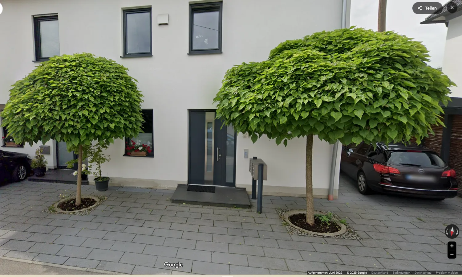 4 Zimmer Wohnung mit 135 m² in Augsburg – Bild 1