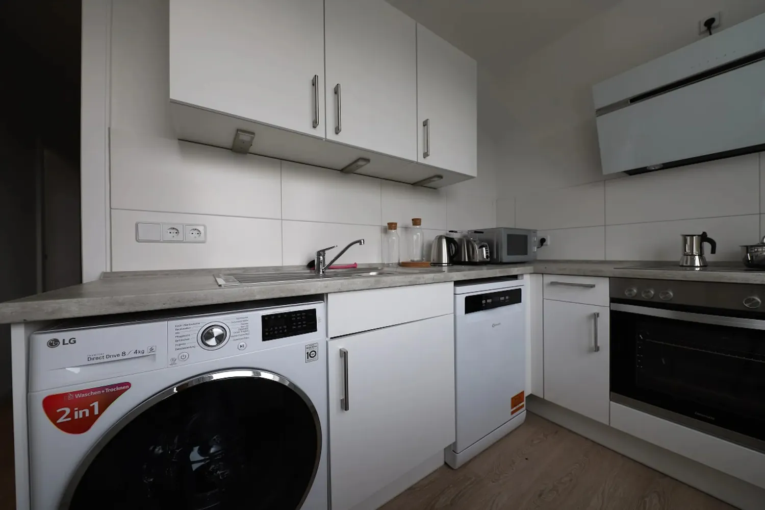 Shared room with 15 m² in Berlin – Photo 1