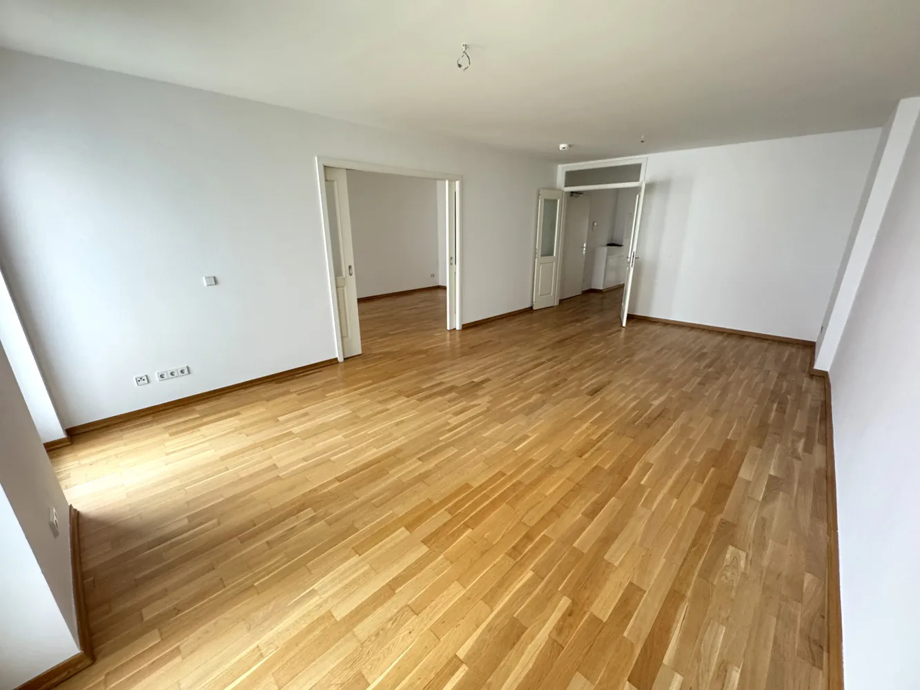4 Zimmer Wohnung mit 107 m² in Berlin – Bild 1