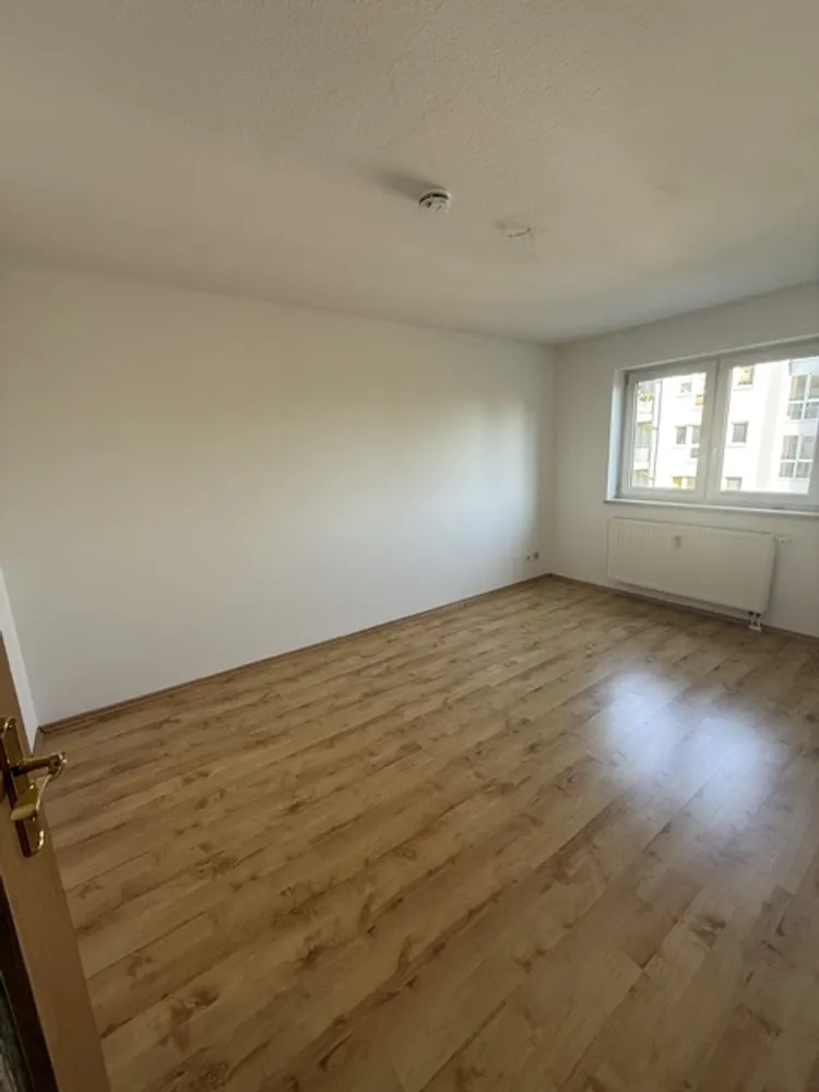 4 Zimmer Wohnung mit 89 m² in Halle (Saale) – Bild 8