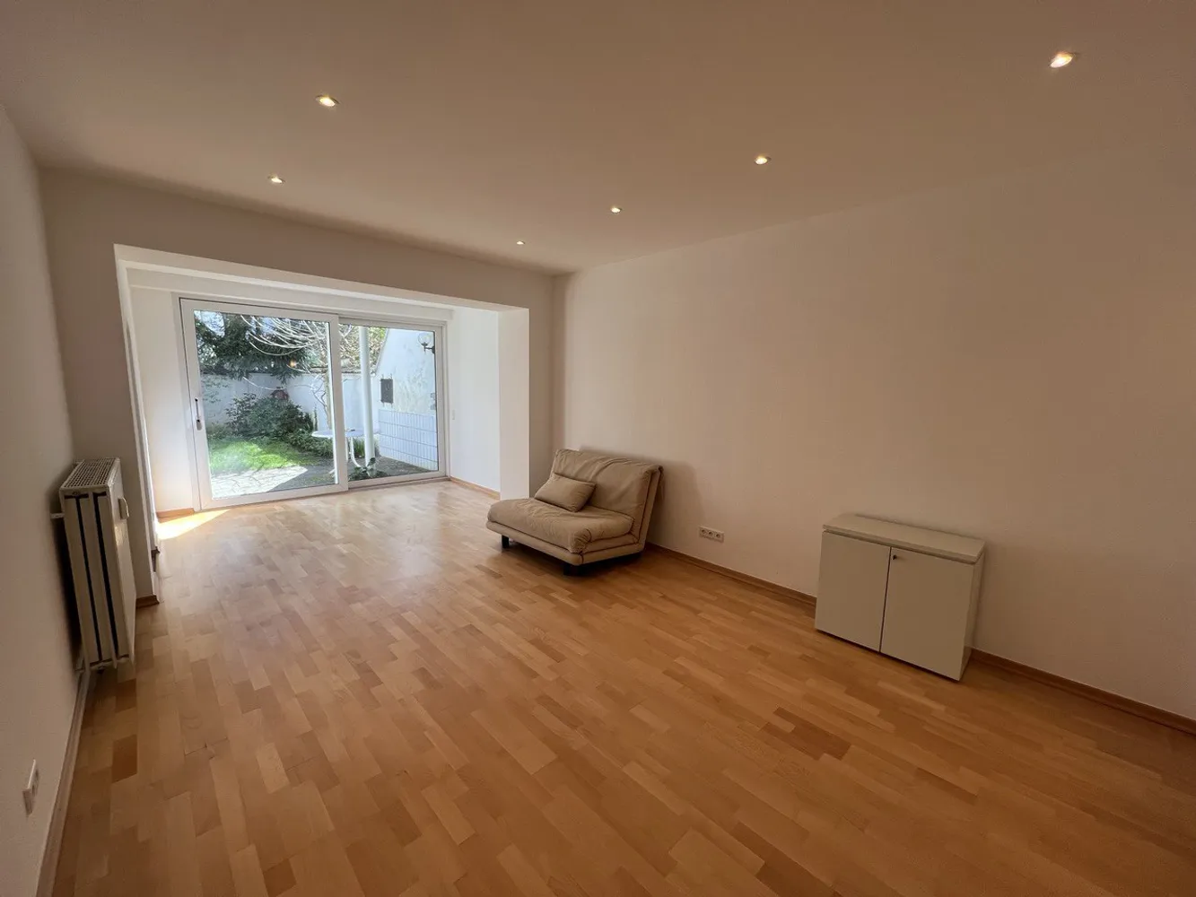 2 Zimmer Wohnung mit 64 m² in Düsseldorf – Bild 2
