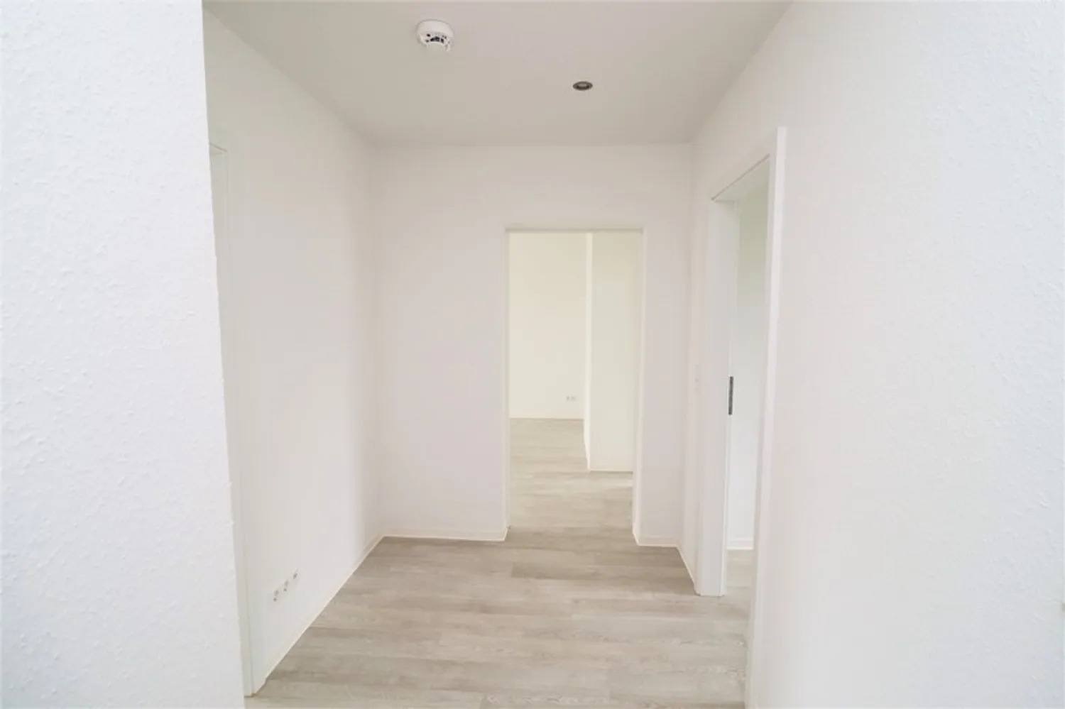 3 room apartment with 58 m² in Chemnitz – Photo 8