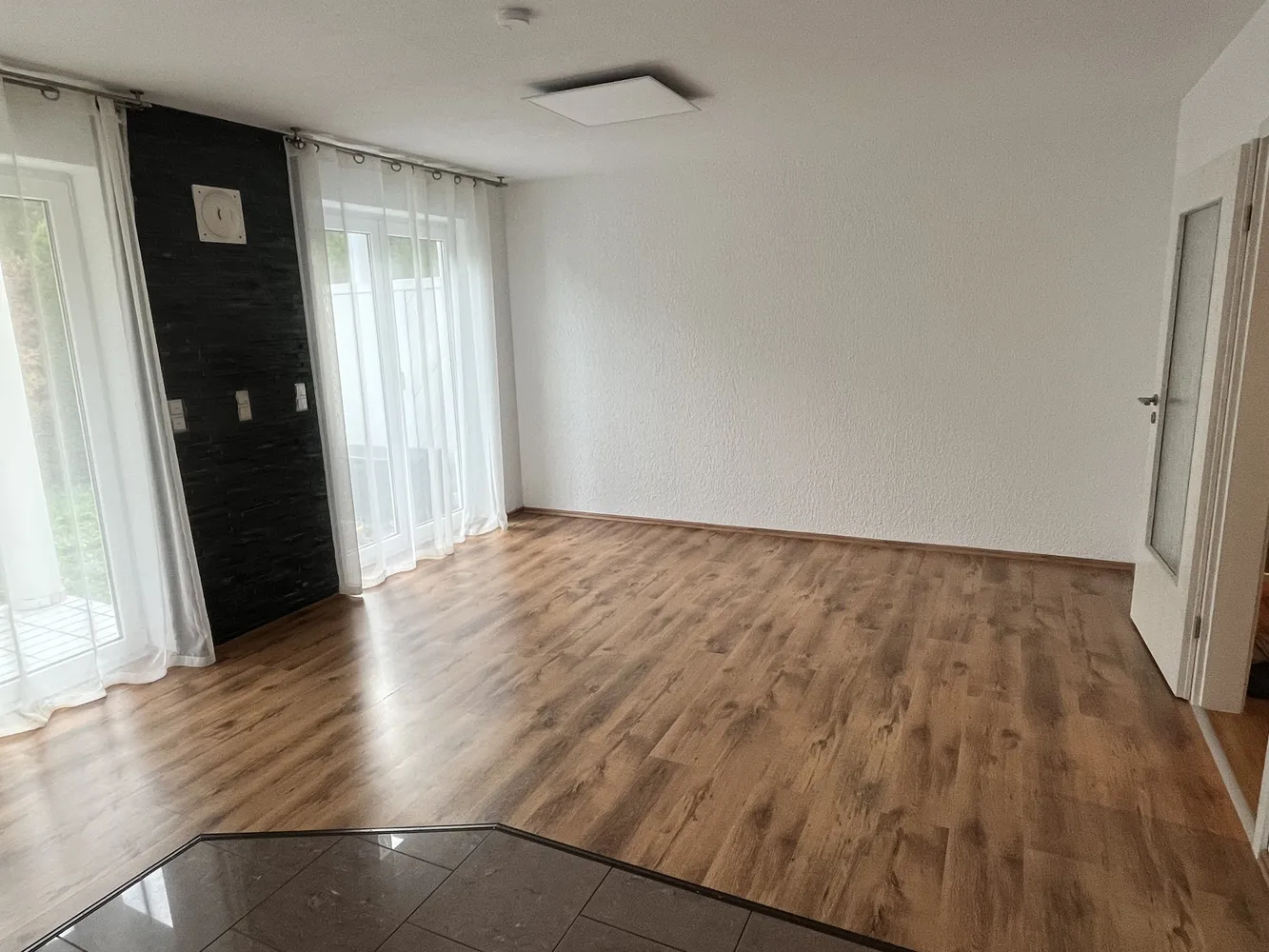 2 Zimmer Wohnung mit 54 m² in Friedrichshafen – Bild 2