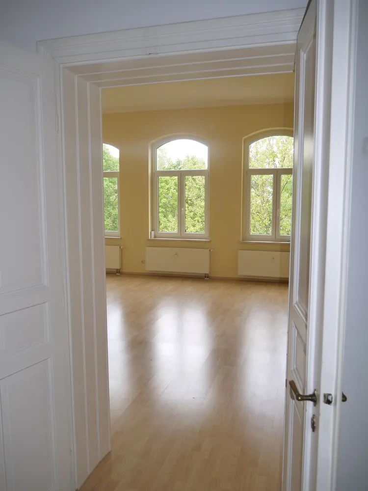 4 Zimmer Wohnung mit 146 m² in Dresden – Bild 1