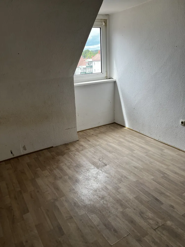 2 Zimmer Wohnung mit 77 m² in Bayreuth – Bild 2