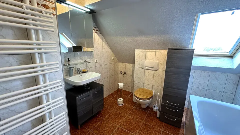 4 Zimmer Wohnung mit 105 m² in Bitterfeld-Wolfen – Bild 10