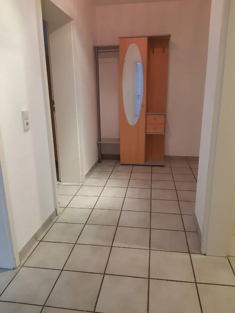 2 Zimmer Wohnung mit 83 m² in Bergisch Gladbach – Bild 2