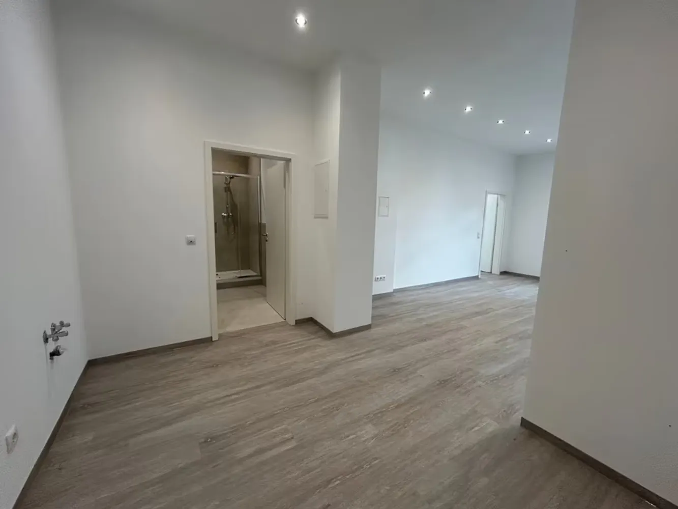 2 room apartment with 55 m² in Ludwigshafen am Rhein – Photo 6