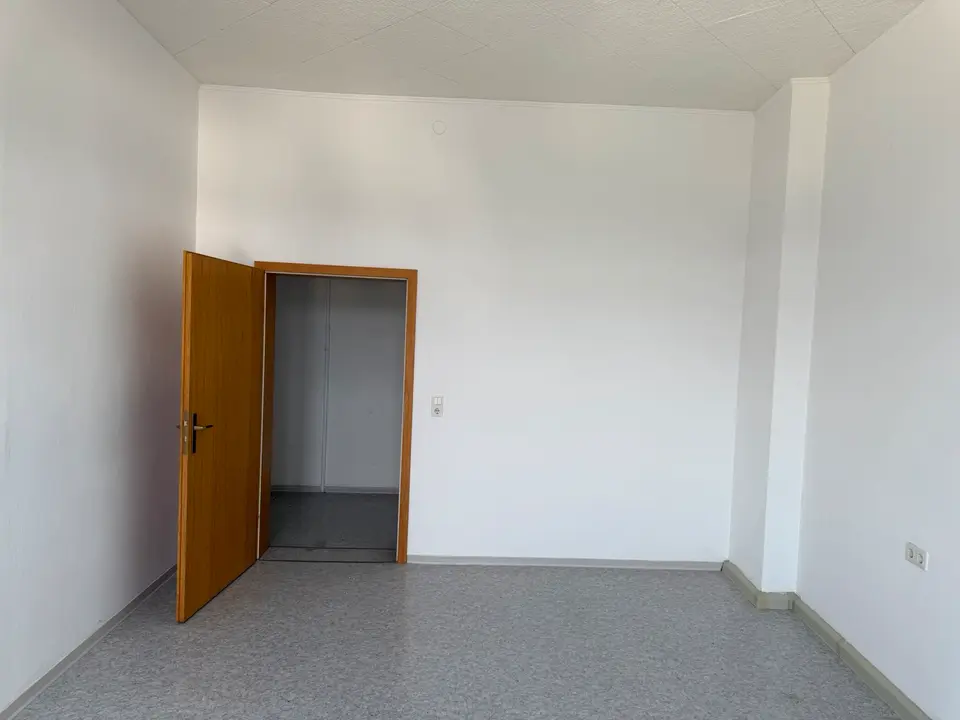 2 Zimmer Wohnung mit 80 m² in Hof – Bild 8