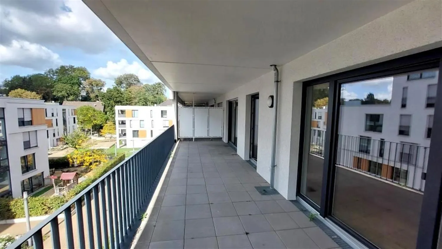 4 Zimmer Wohnung mit 134 m² in Mönchengladbach – Bild 2