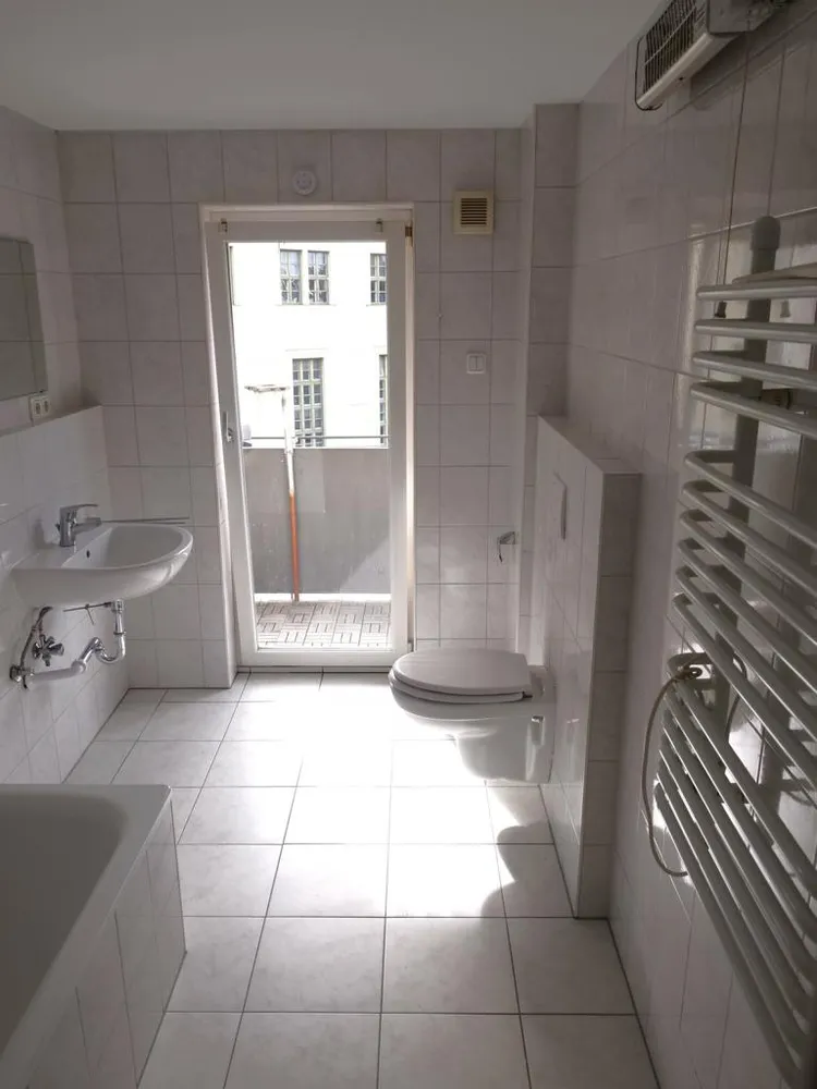 2 room apartment with 76 m² in Munich – Photo 4