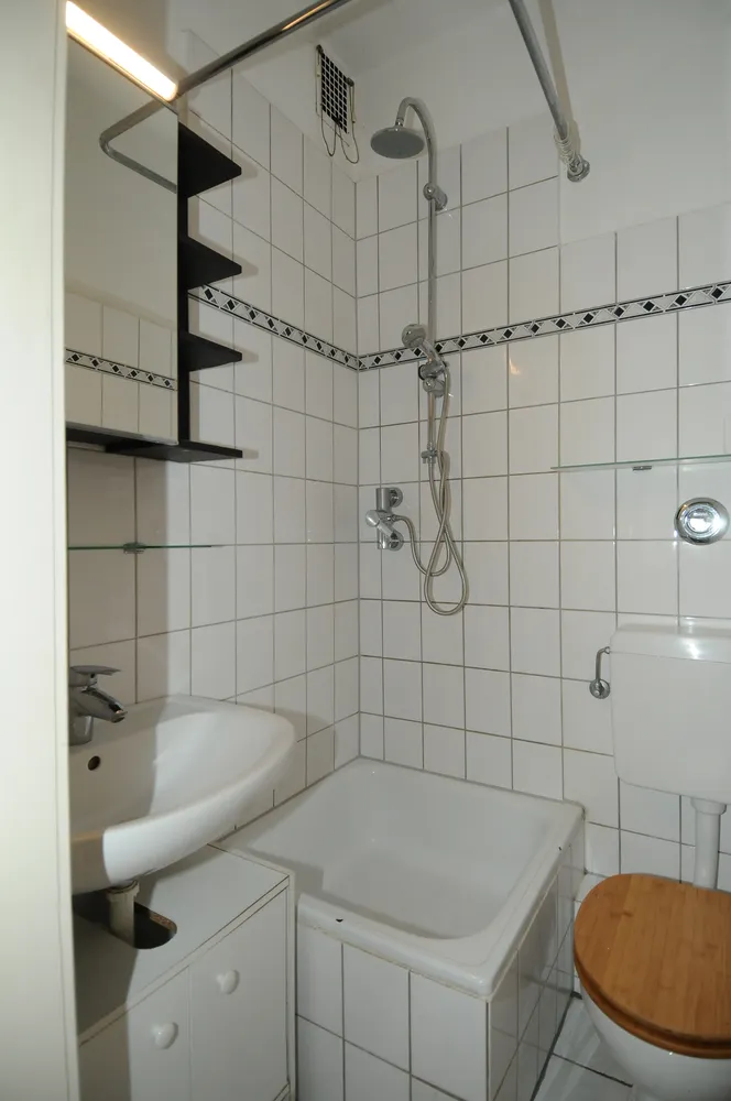 2 Zimmer Wohnung mit 48 m² in Kiel – Bild 6