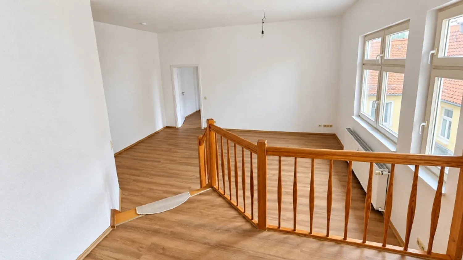 4 Zimmer Wohnung mit 98 m² in Erfurt – Bild 2