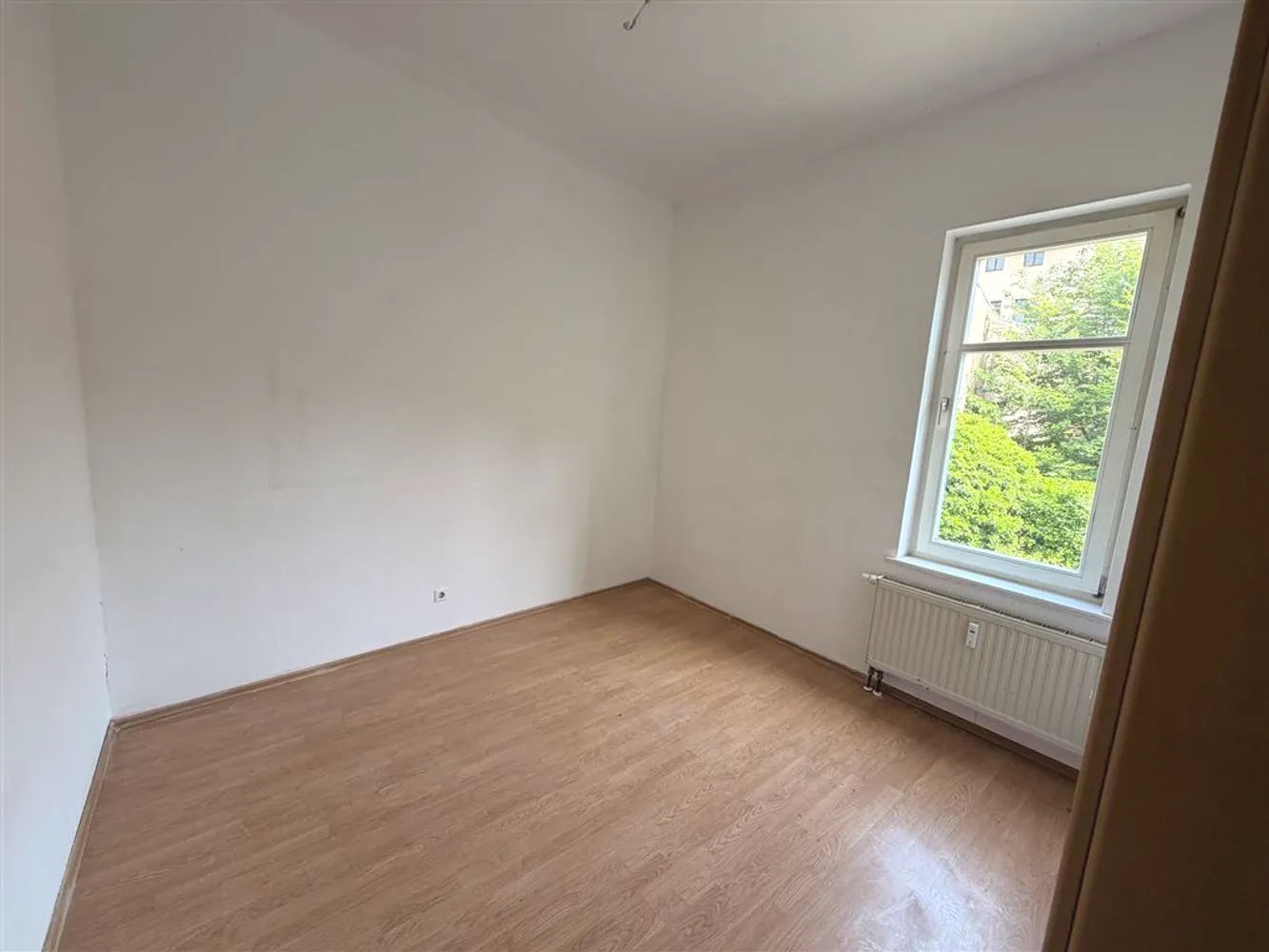 4 Zimmer Wohnung mit 68 m² in Naumburg (Saale) – Bild 3