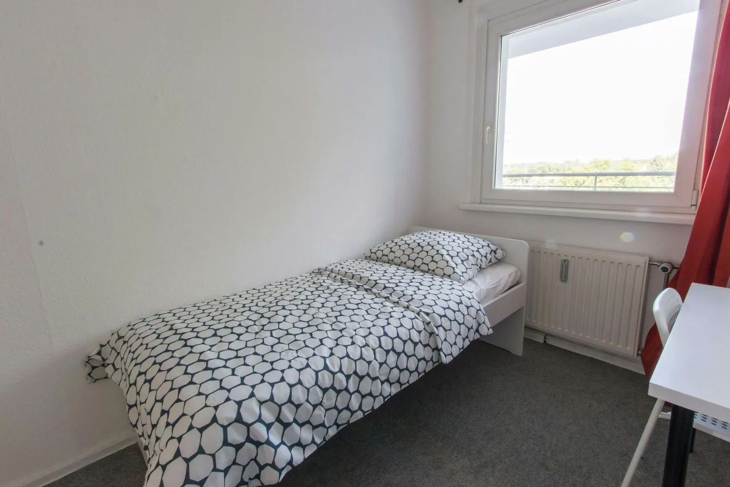 Shared room with 14 m² in Berlin – Photo 2