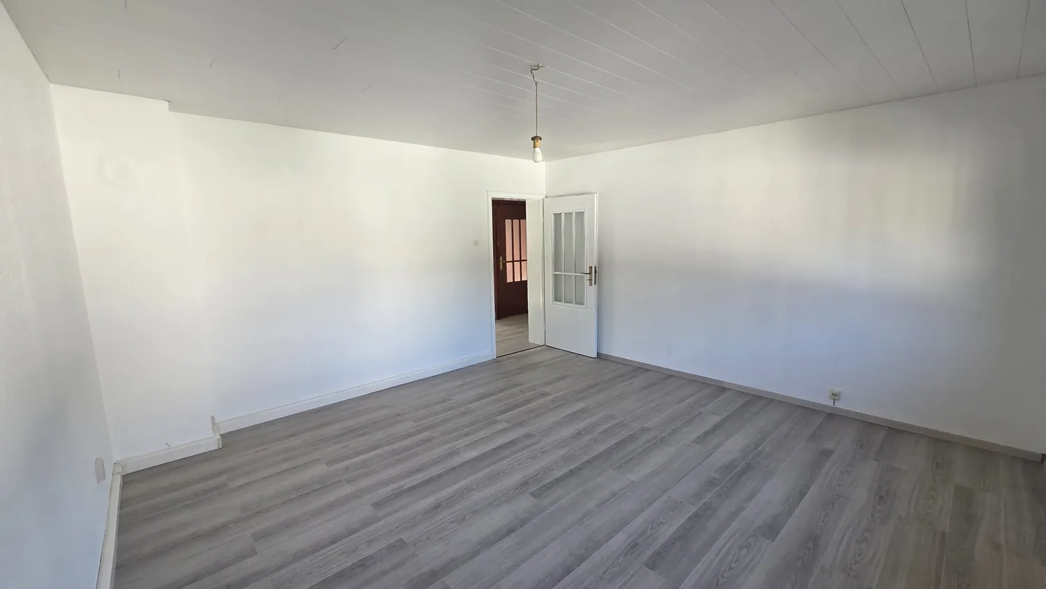 2 Zimmer Wohnung mit 50 m² in Saarbrücken – Bild 2