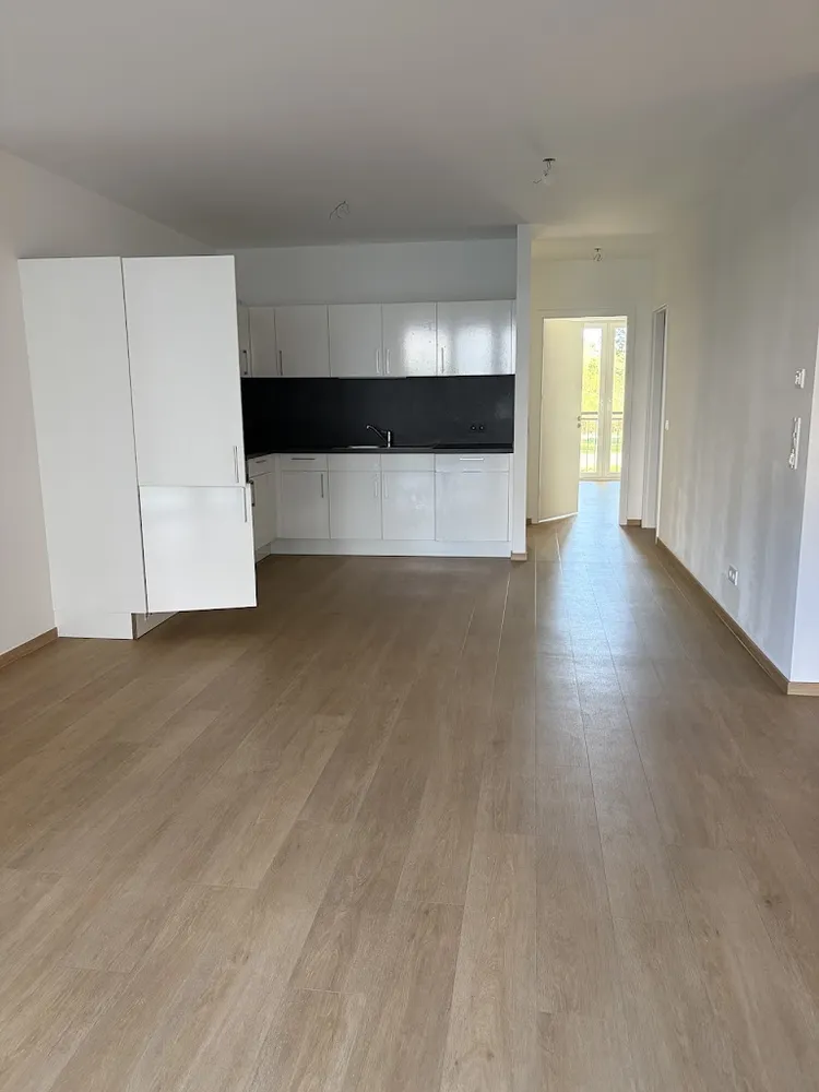 4 Zimmer Wohnung mit 90 m² in Dresden – Bild 2