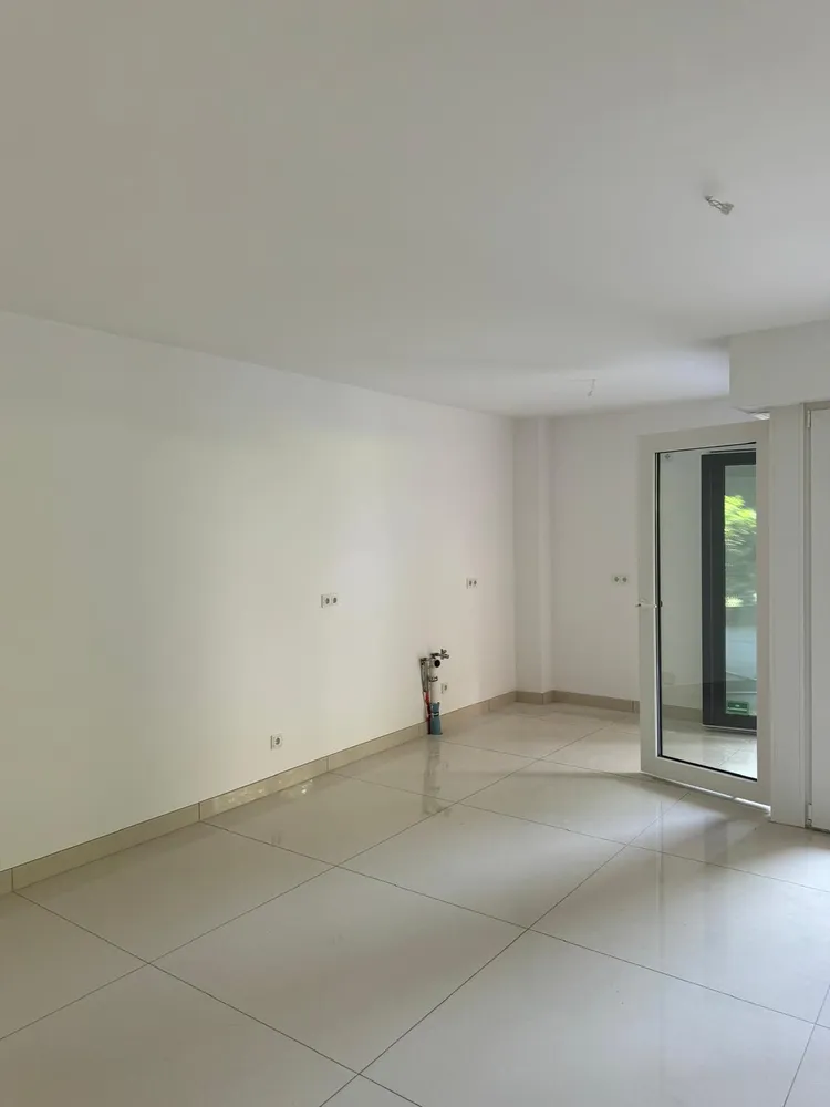 2 room apartment with 76 m² in Düsseldorf – Photo 4