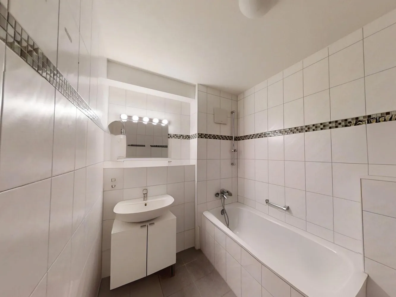 2 room apartment with 67 m² in Bonn – Photo 6