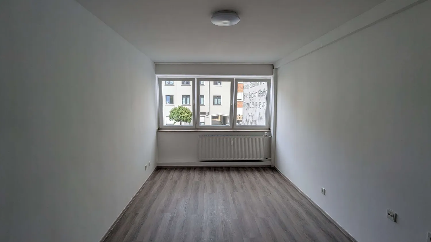 1 Zimmer Wohnung mit 28 m² in Köln – Bild 6