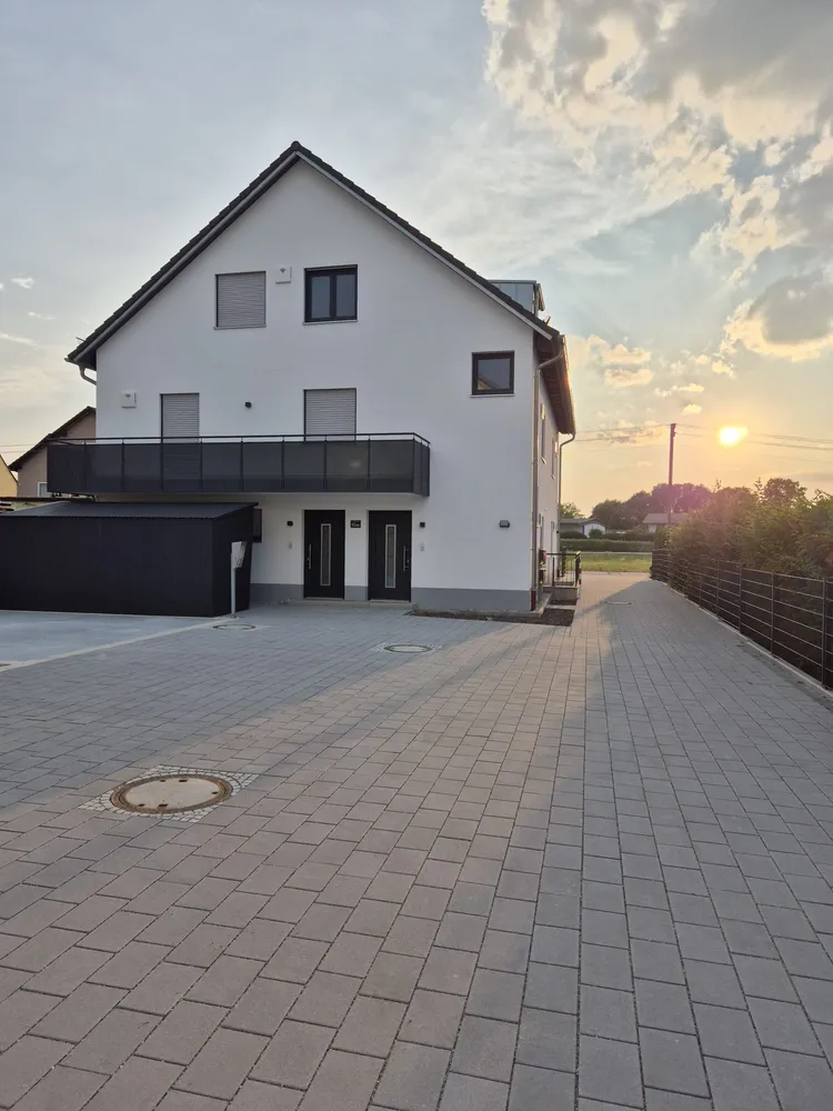 4 Zimmer Wohnung mit 104 m² in München – Bild 2