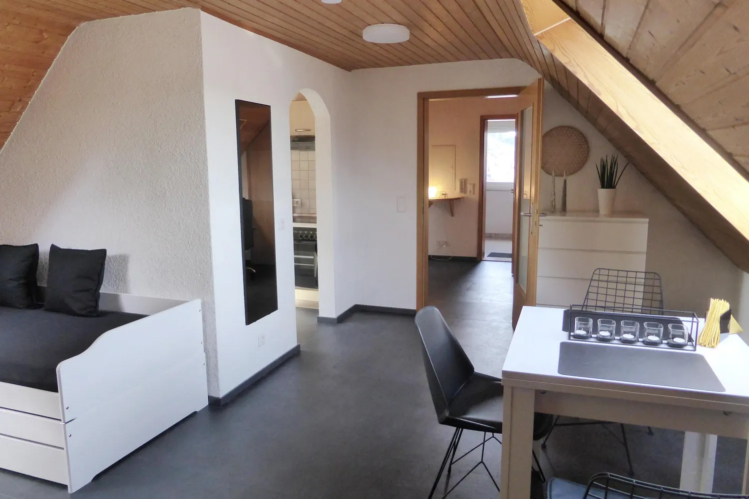 1 room apartment with 30 m² in Lörrach – Photo 5