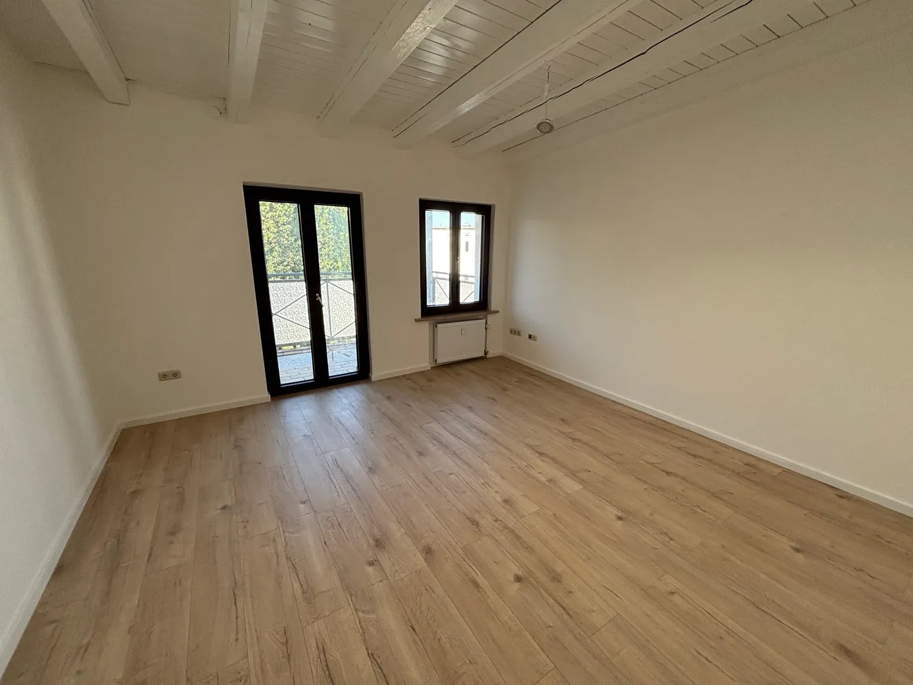 3 Zimmer Wohnung mit 107 m² in Magdeburg – Bild 2