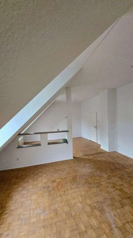 4 Zimmer Wohnung mit 102 m² in Wuppertal – Bild 1