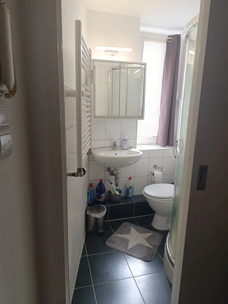 2 Zimmer Wohnung mit 42 m² in Krefeld – Bild 4