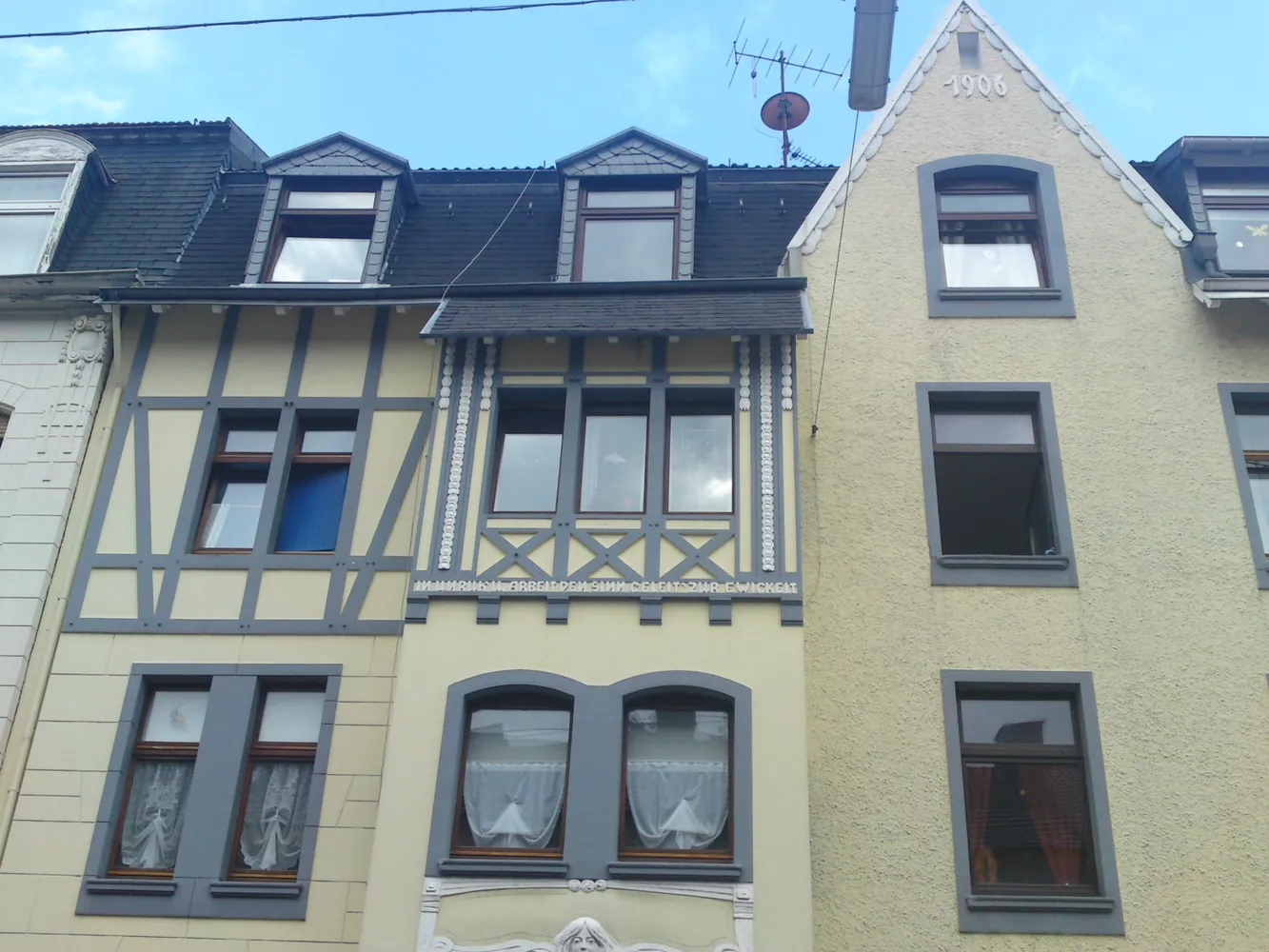 2 Zimmer Wohnung mit 67 m² in Wuppertal – Bild 1