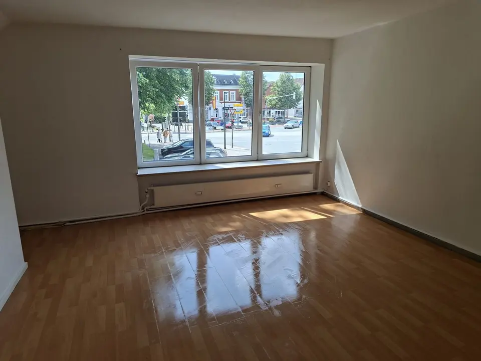 Shared room with 92 m² in Neumünster – Photo 6