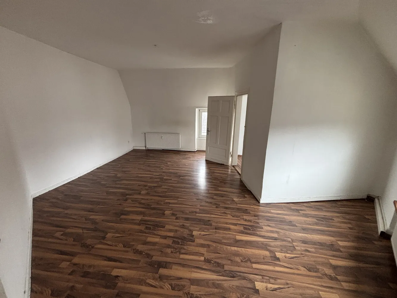4 Zimmer Wohnung mit 113 m² in Wuppertal – Bild 1