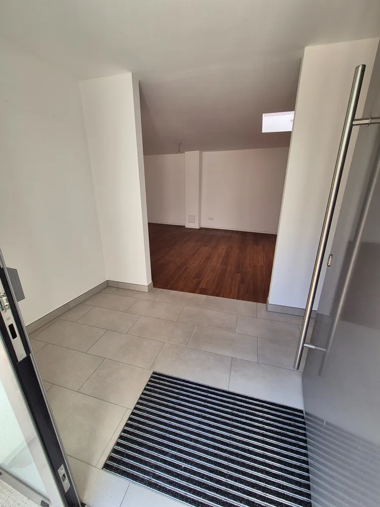 2 Zimmer Wohnung mit 74 m² in Karlsruhe – Bild 3