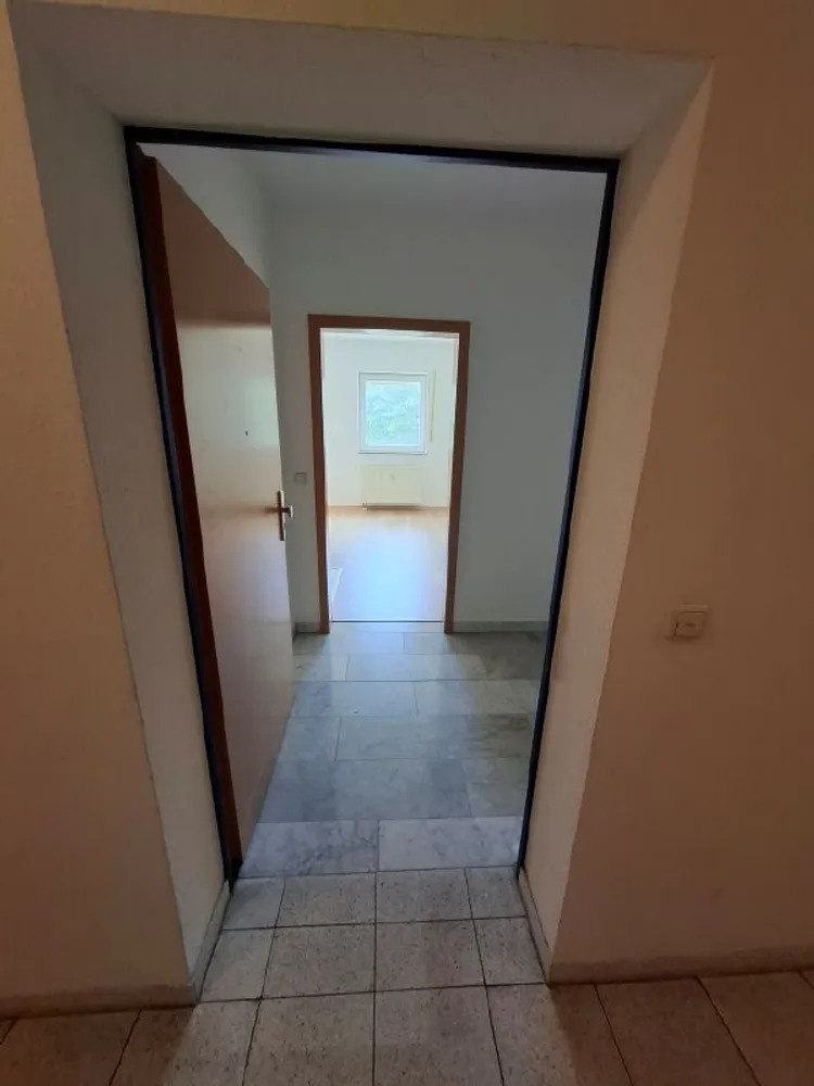 1 Zimmer Wohnung mit 30 m² in Chemnitz – Bild 2