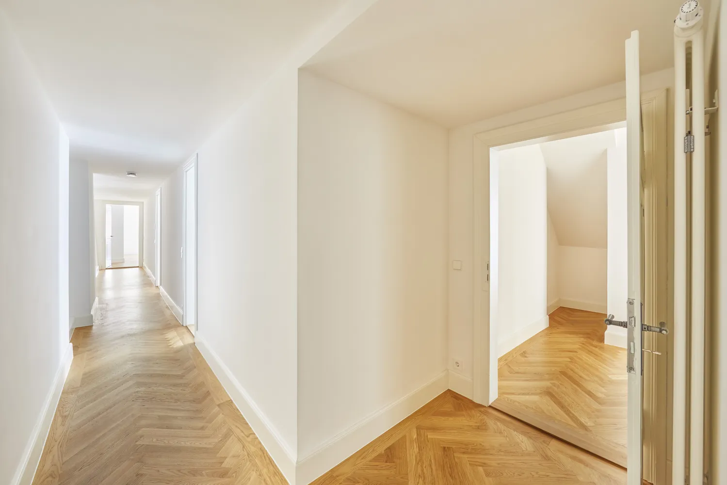 5 Zimmer Wohnung mit 254 m² in Augsburg – Bild 6