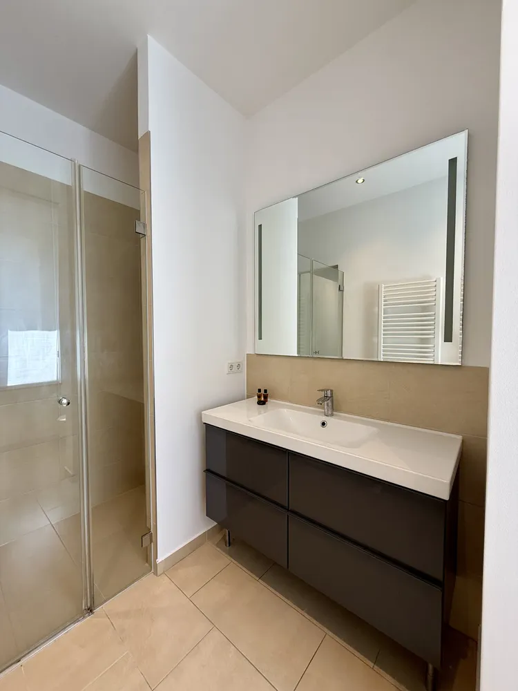2 Zimmer Wohnung mit 65 m² in Frankfurt am Main – Bild 11