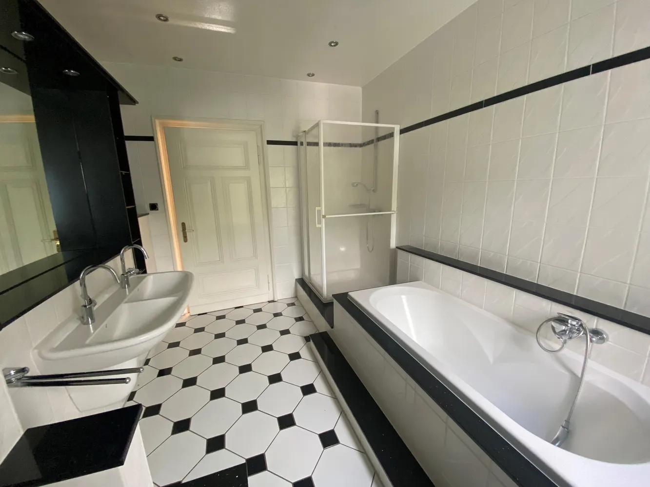 2 Zimmer Wohnung mit 83 m² in Hagen – Bild 2